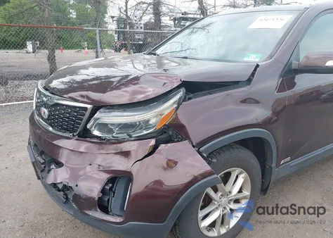 2015 Kia Sorento Lx из США, поврежденный, VIN 5XYKTCA63FG555029